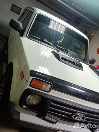 LADA 4x4 (Нива) 1.7 МТ, 2011, 174 000 км