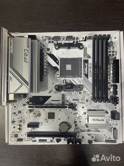 ASRock Материнская плата B550M Pro SE
