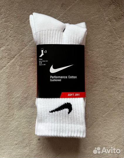 Высокие белые носки Nike.Оригинал. С махрой внутри