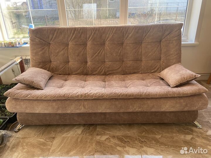 Диван - кровать б/у