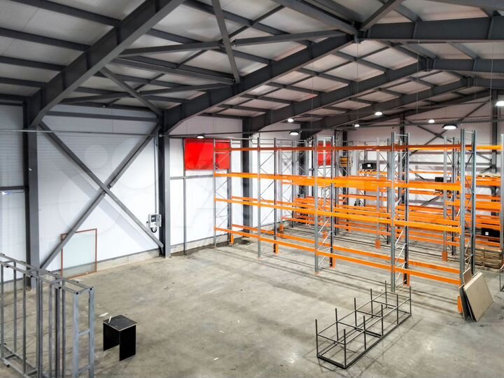 На окружной с беспылевым полом/отопление газ