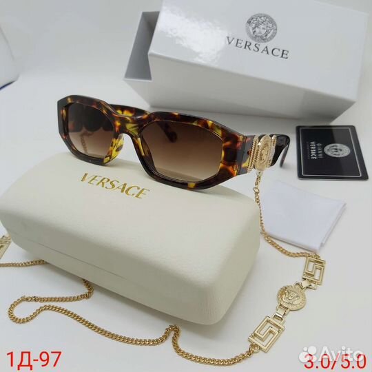 Солнцезащитные очки