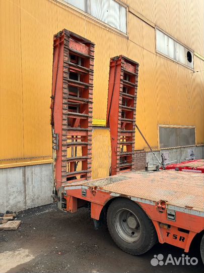 Полуприцеп трал (тяжеловоз) TSR 4.SOU-2N, 2012