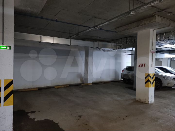 Машиноместо, 14 м²