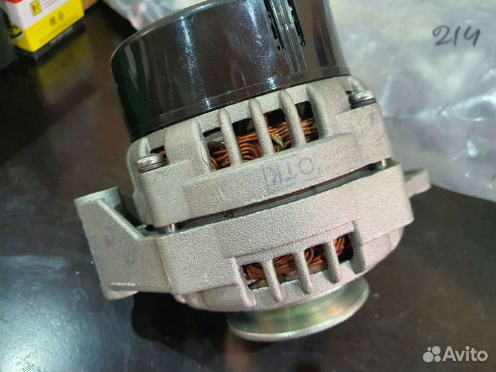 Генератор Ваз Нива 214