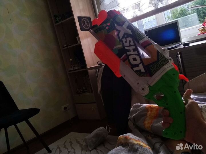 Водный бластер (стреляет на длинной дистанции)