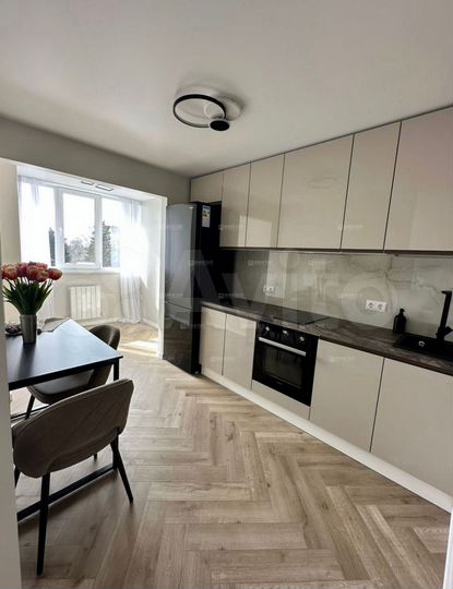 1-к. квартира, 49 м², 9/14 эт.