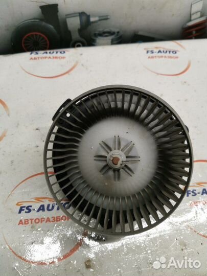 Мотор печки Suzuki Liana хэтчбэк 1.6 M16A 2006