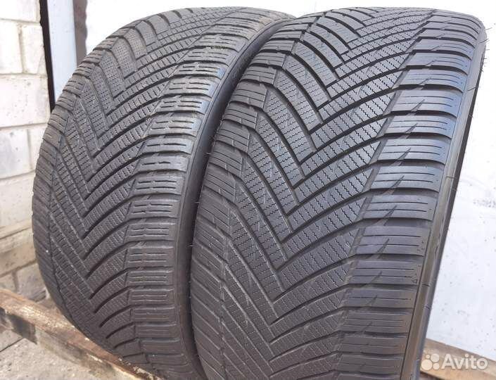 Minerva Winter Stud 235/35 R19 91Y