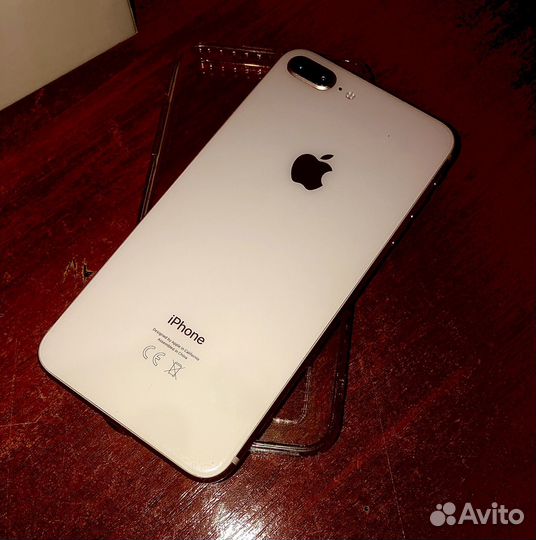 Телефон iPhone 8 plus 64 gb