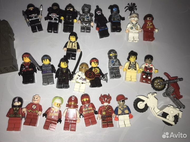 Конструктор Фигурки человечки Бионикл