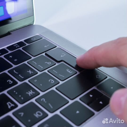 Macbook Pro 13 2016 i5 8/128gb