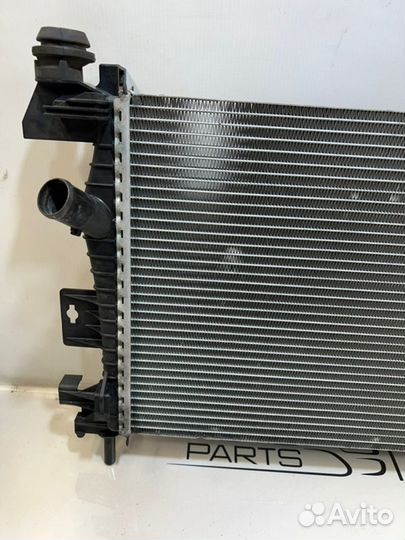 Радиатор основной Ford Focus 3 CB8 1.6L duratec
