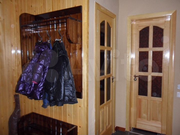 4-к. квартира, 125 м², 2/2 эт.