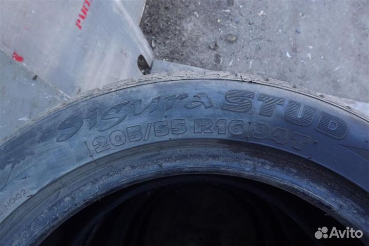 Tigar Sigura Stud 205/55 R16 94T