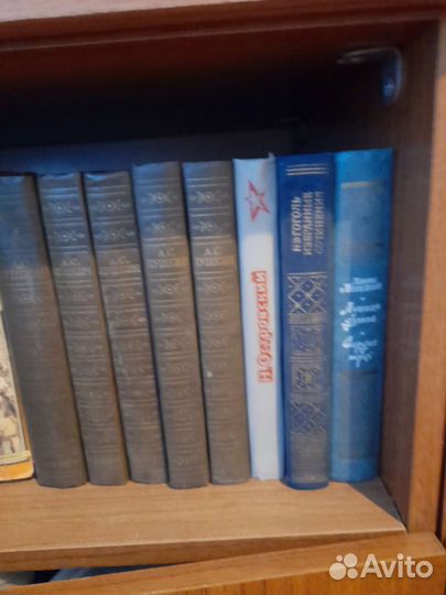 Книги,собрания сочинений,подписные издания