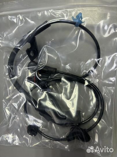 Датчик ABS задний левый Mitsubishi