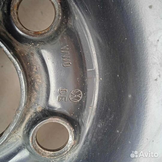 Диск металлический Skoda Octavia Tour r15 5/100 Vo