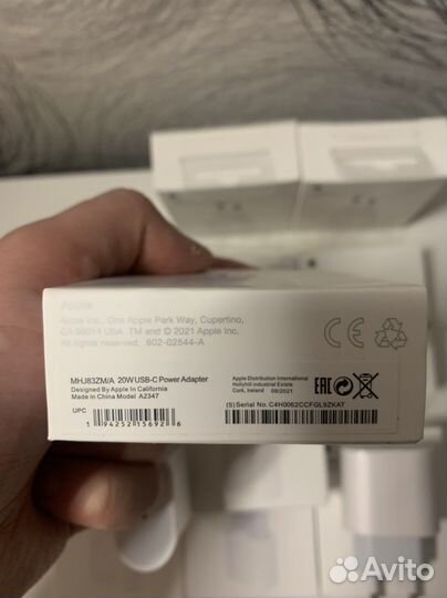 Блок быстрой зарядки на iPhone 20w