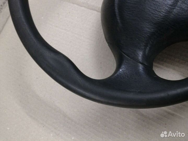 Руль hyundai lantra