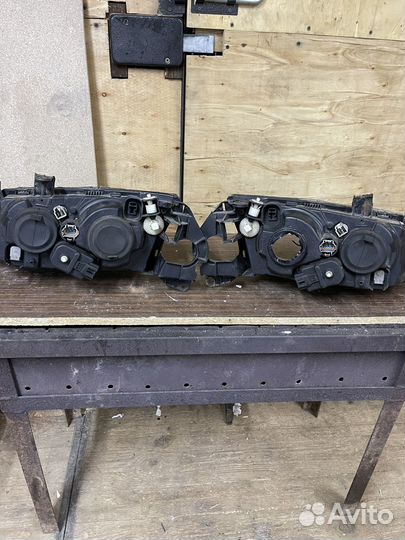 Фары на nissan almera н16