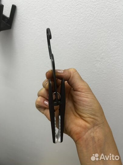 Крючок с прицепкой для голлвнвх уборов
