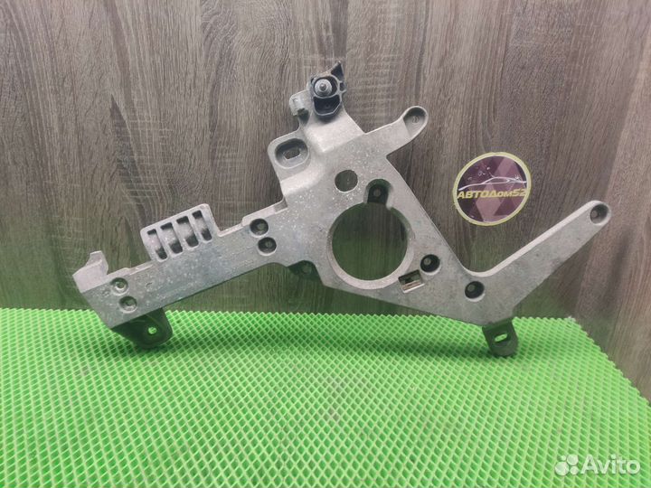 Кронштейн бампера Mercedes Actros MP4 A9608850545