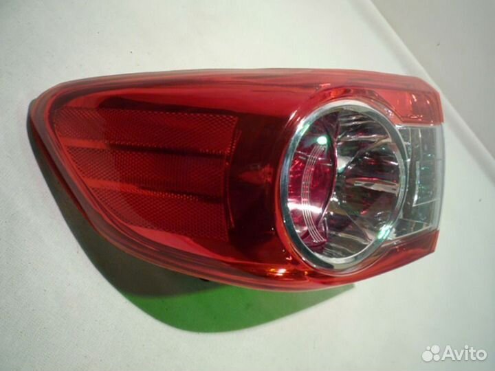Фонарь задний левый внешний Тойота Королла 150 06+