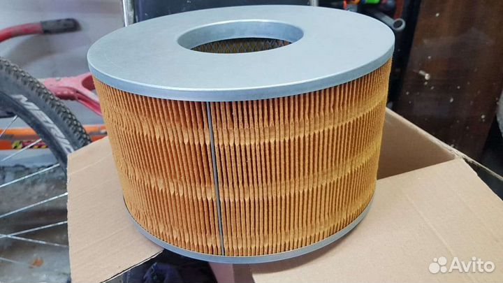 Воздушный фильтр новый J 1322069 toyota