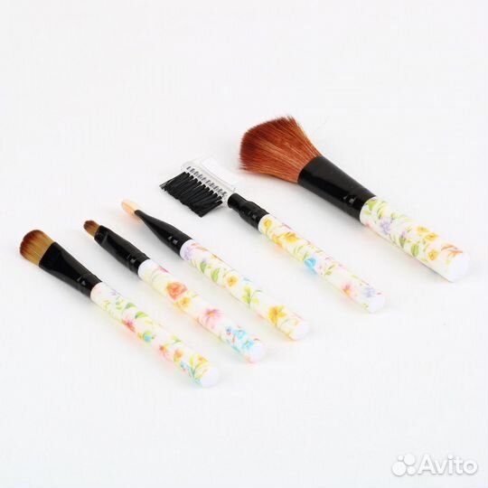 Набор из 5 кисточек для макияжа