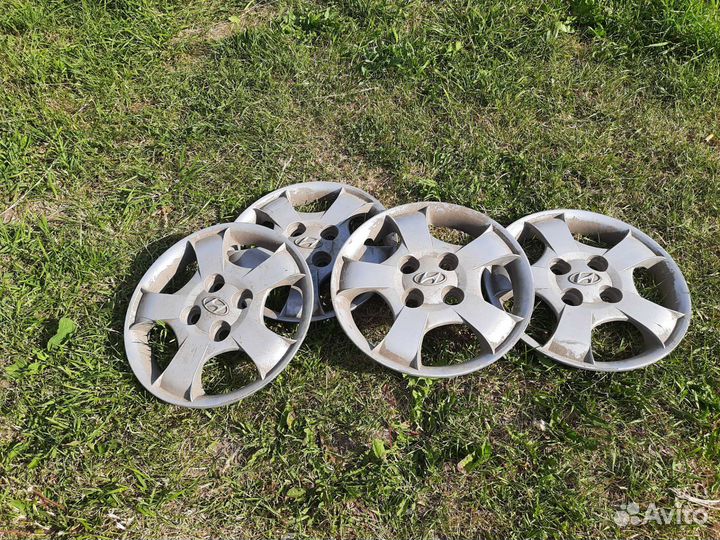 Accelera 651 13/13.5 R13.5