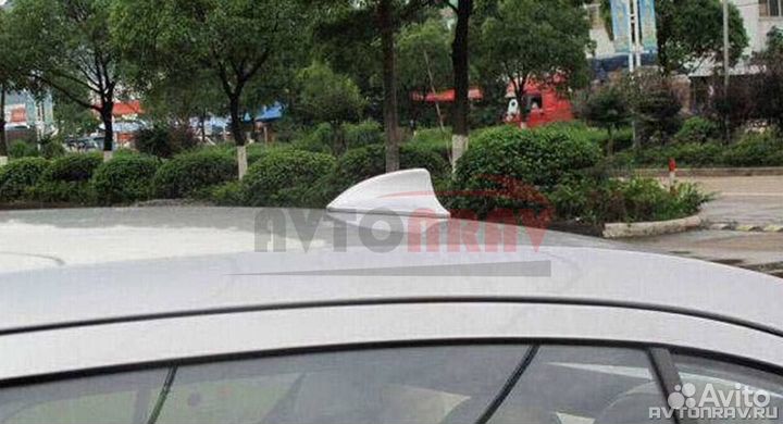 Декоративная антенна Акулий плавник BMW Style