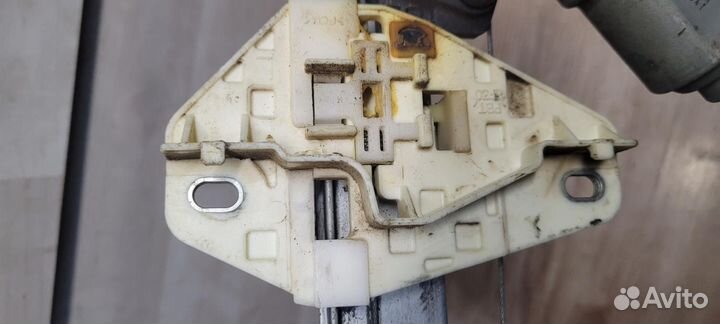 Стеклоподъемник Honda CR-V