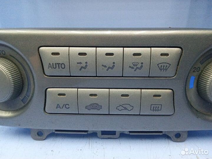 Блок управления климат-контролем Honda Stream RN1