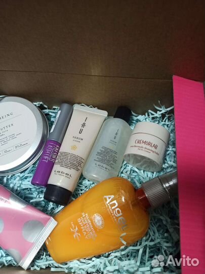 Бьюти бокс с косметикой и сумочкой flacon