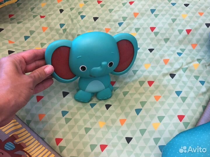 Коврик в отличном сост с муз слонёнком
