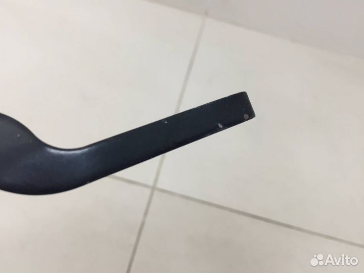 Поводок стеклоочистителя передний правый Kia Ceed