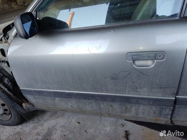 Дверь Audi 100 седан 2.3 AAR 1992