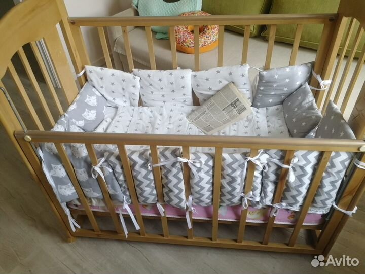 Детская кроватка