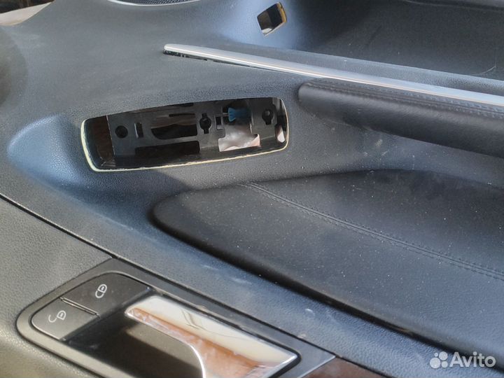 Обшивка двери передняя левая Mercedes GL164