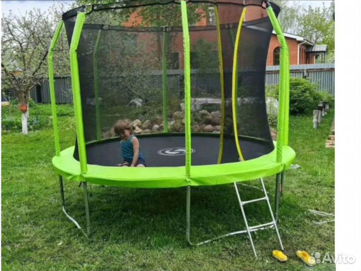 Батут с защитной сеткой для детей