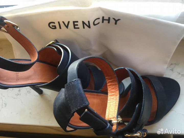 Босоножки Givenchy