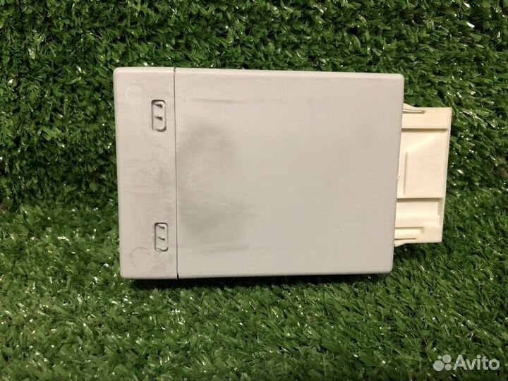 Блок управления пневмо подвеской BMW X6 E71 2011