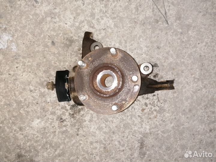 Кулак поворотный задний Kia Ceed ED Hyundai i30