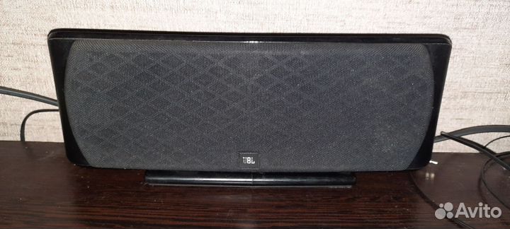 Акустические колонки jbl