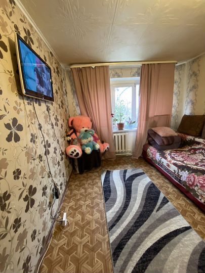 Комната 18 м² в 3-к., 5/5 эт.