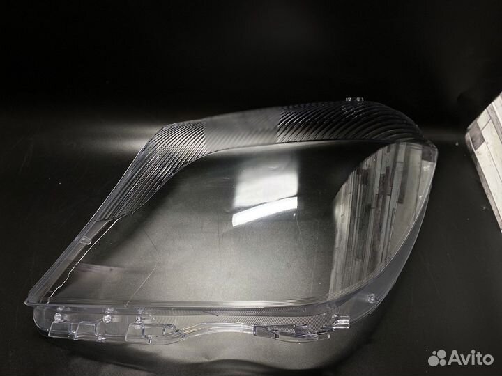 Стекло фары Mercedes Sprinter (2006-2019гг.)