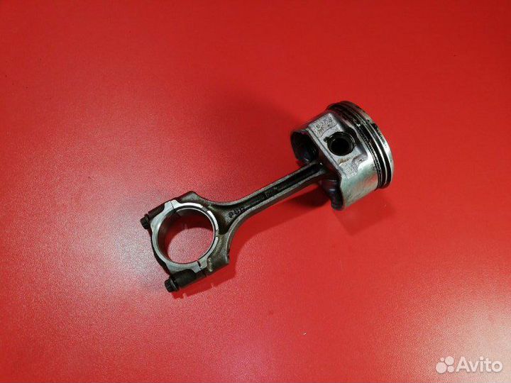 Поршень с шатуном Honda Accord CF3 F18B 1994-1997