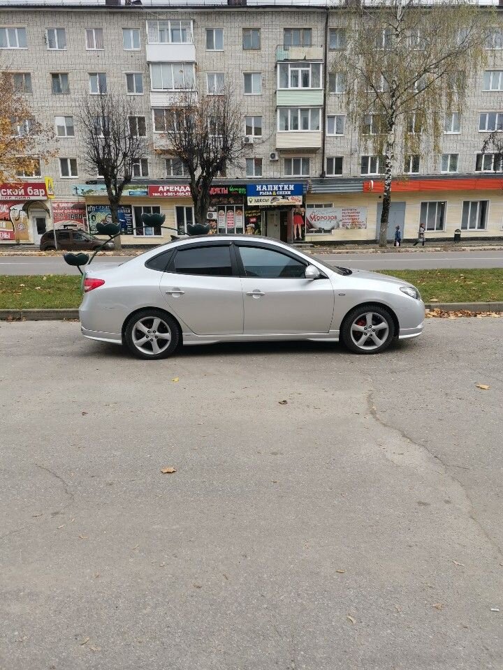 Hyundai Elantra: фото владельца