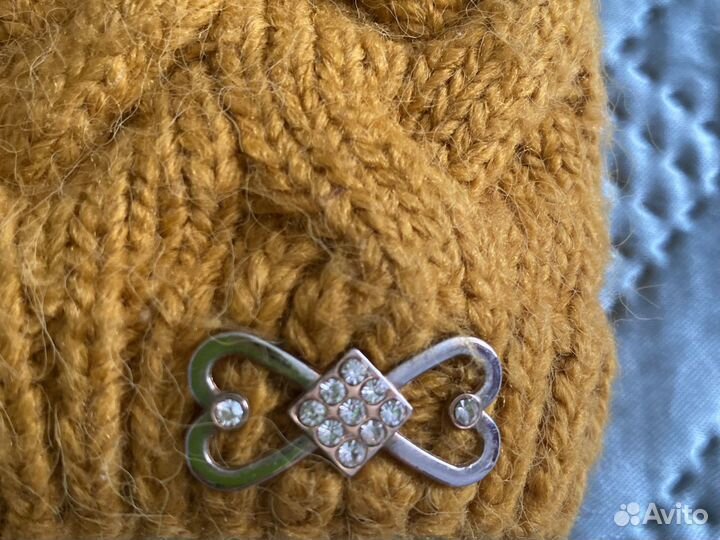 Шапка зимняя с натуральным помпоном